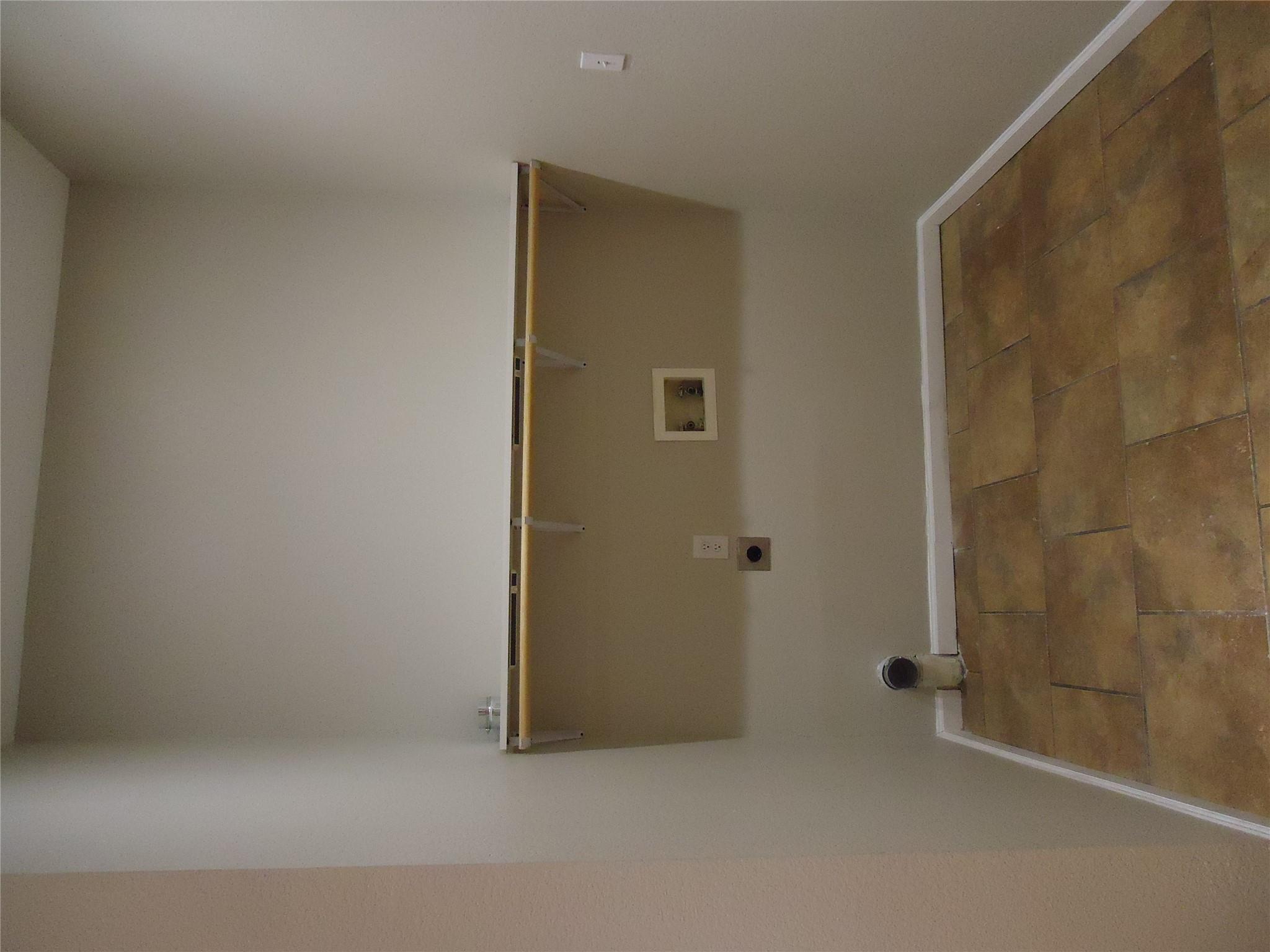 1404 Peachtree Valley Dr Property Photo 11