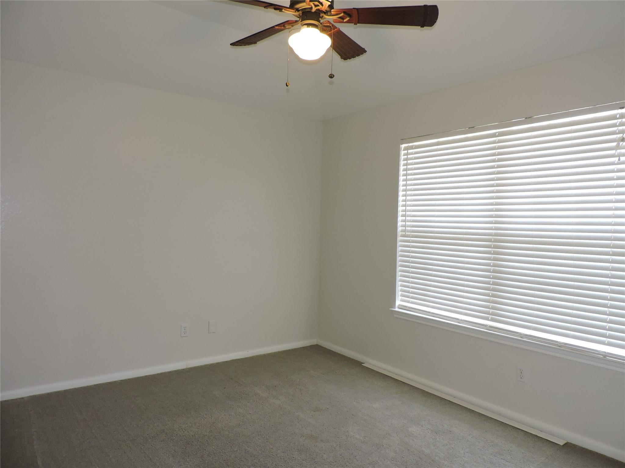 1404 Peachtree Valley Dr Property Photo 14