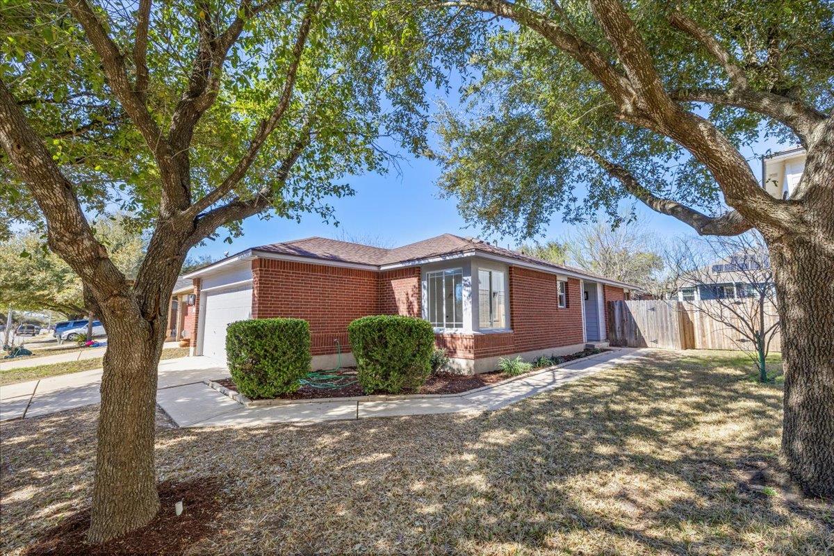 1512 Sleepytime Trl Property Photo