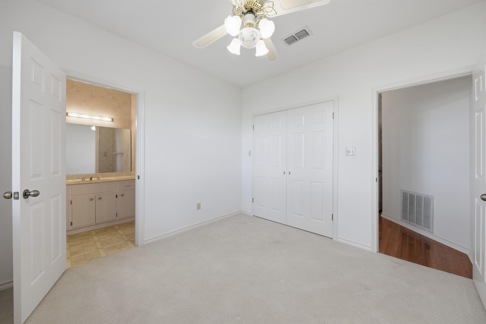 1552 Holub Rd Property Photo 29