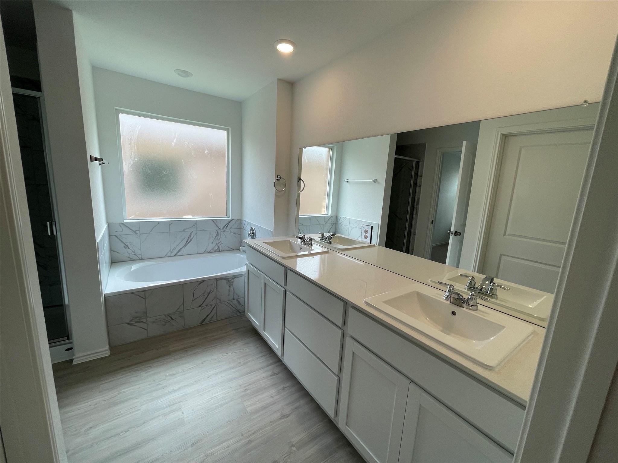 609 Avre Loop Property Photo 11