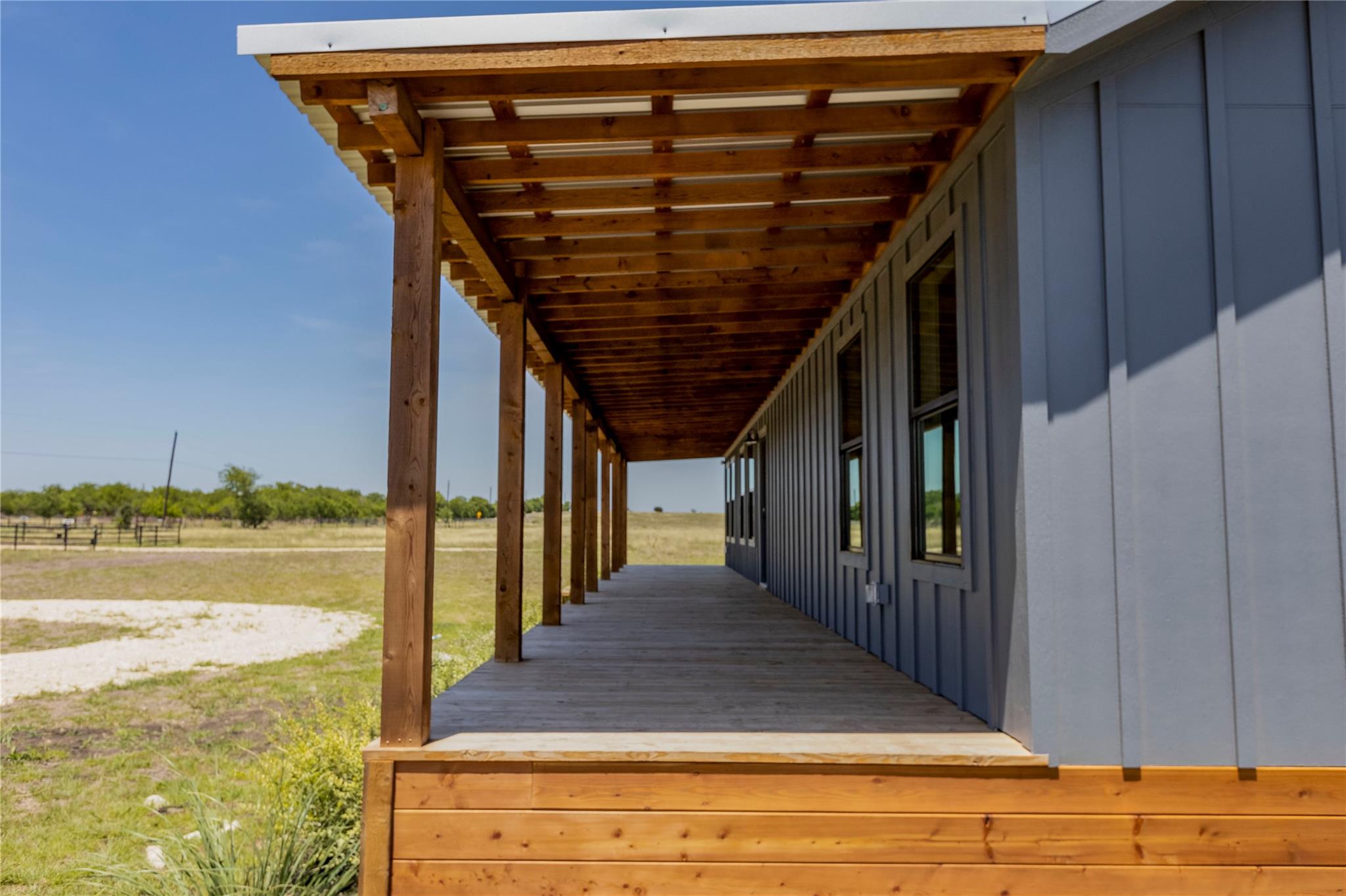 1673 Scull Road Rd Property Photo 2