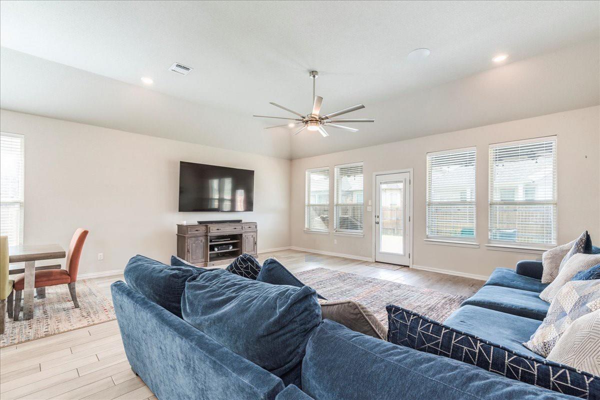 12709 Twisted Root Dr Property Photo 15