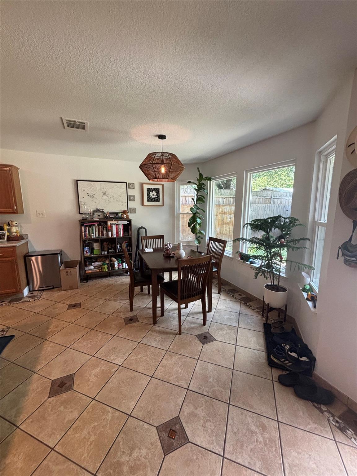 1200 Tetbury Ln Property Photo 12
