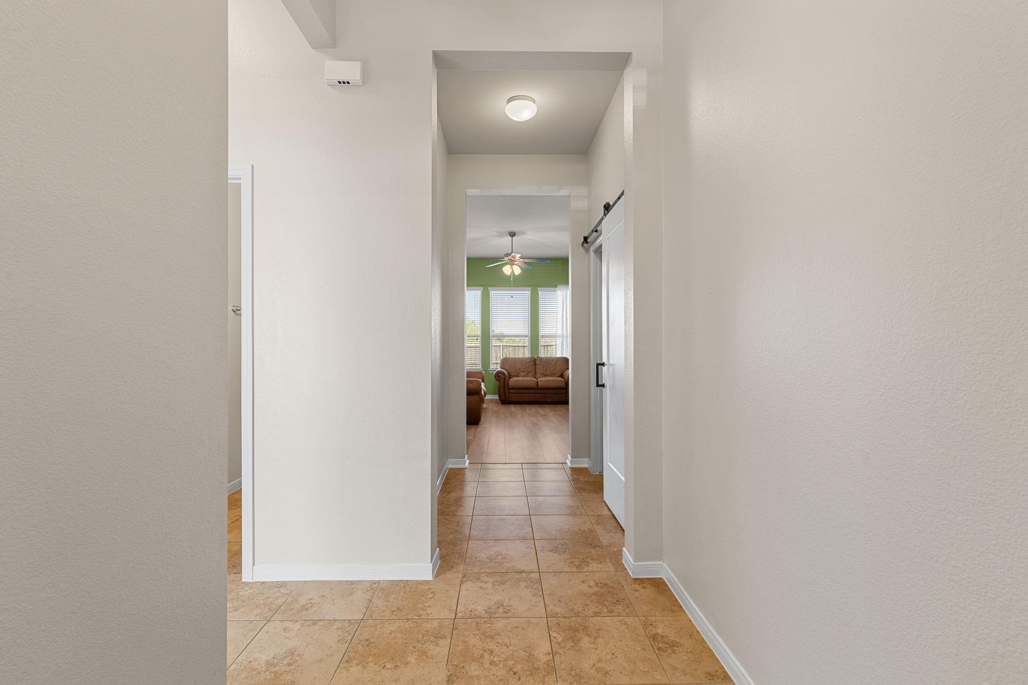 428 Parkfield Ln Property Photo 2