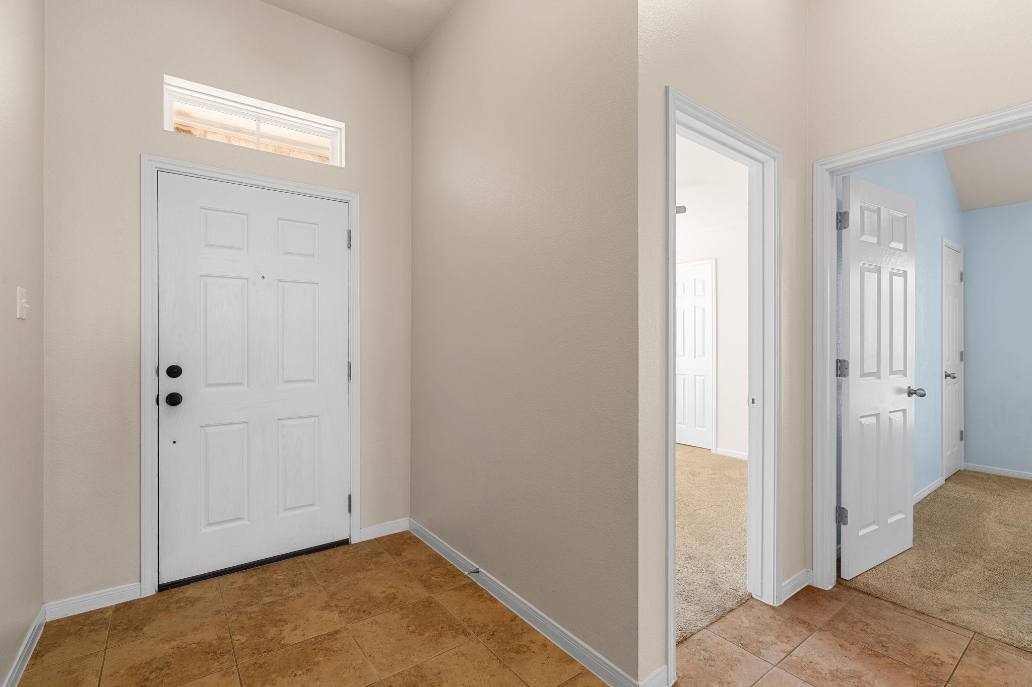 428 Parkfield Ln Property Photo 3