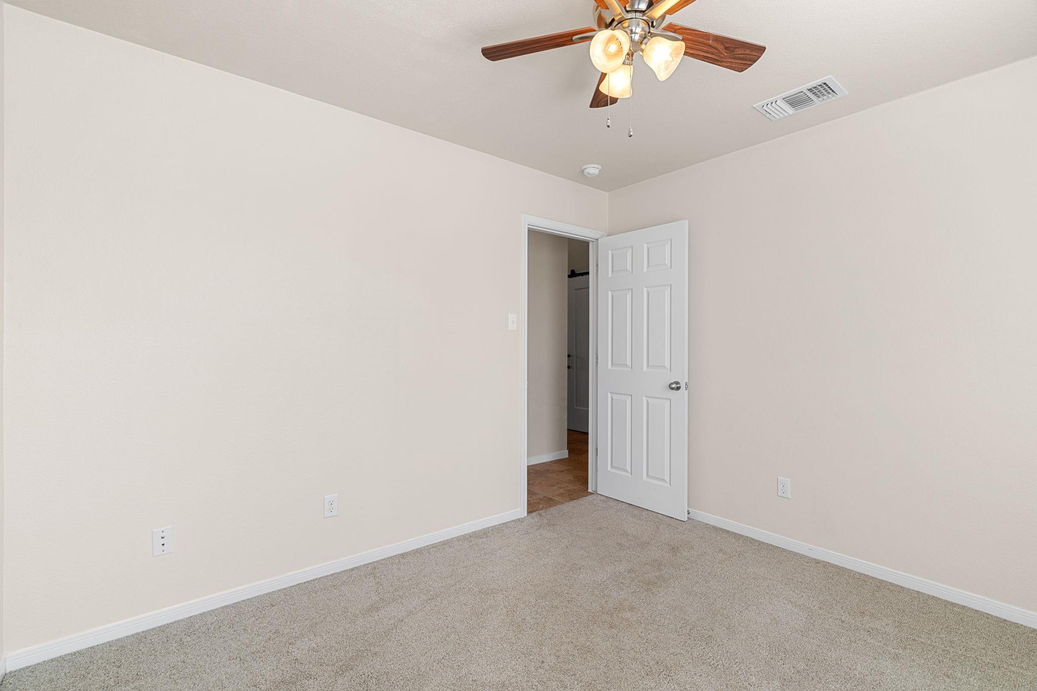 428 Parkfield Ln Property Photo 25