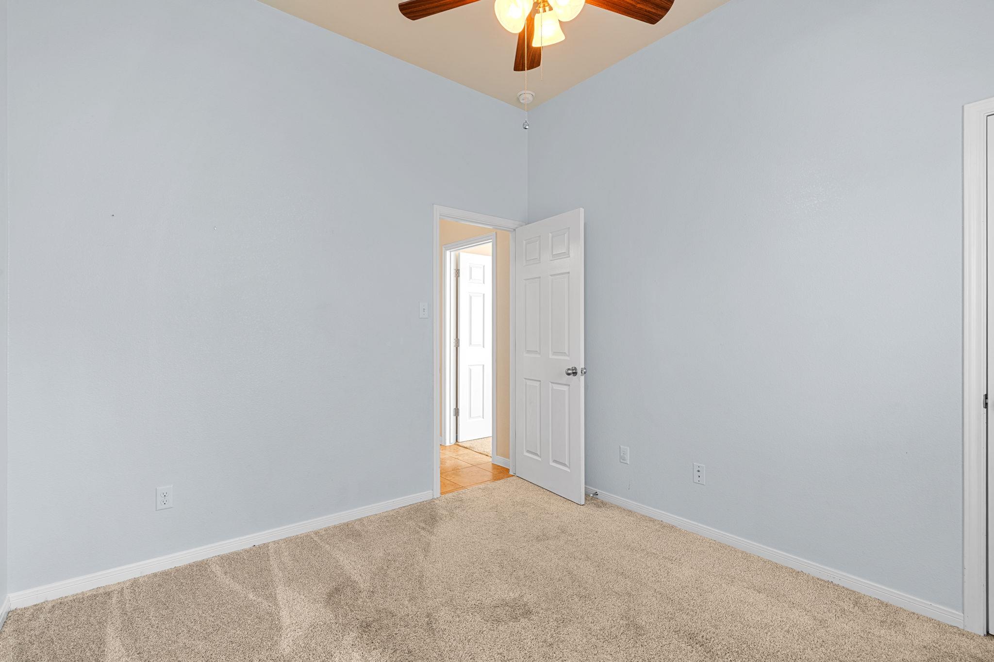 428 Parkfield Ln Property Photo 27