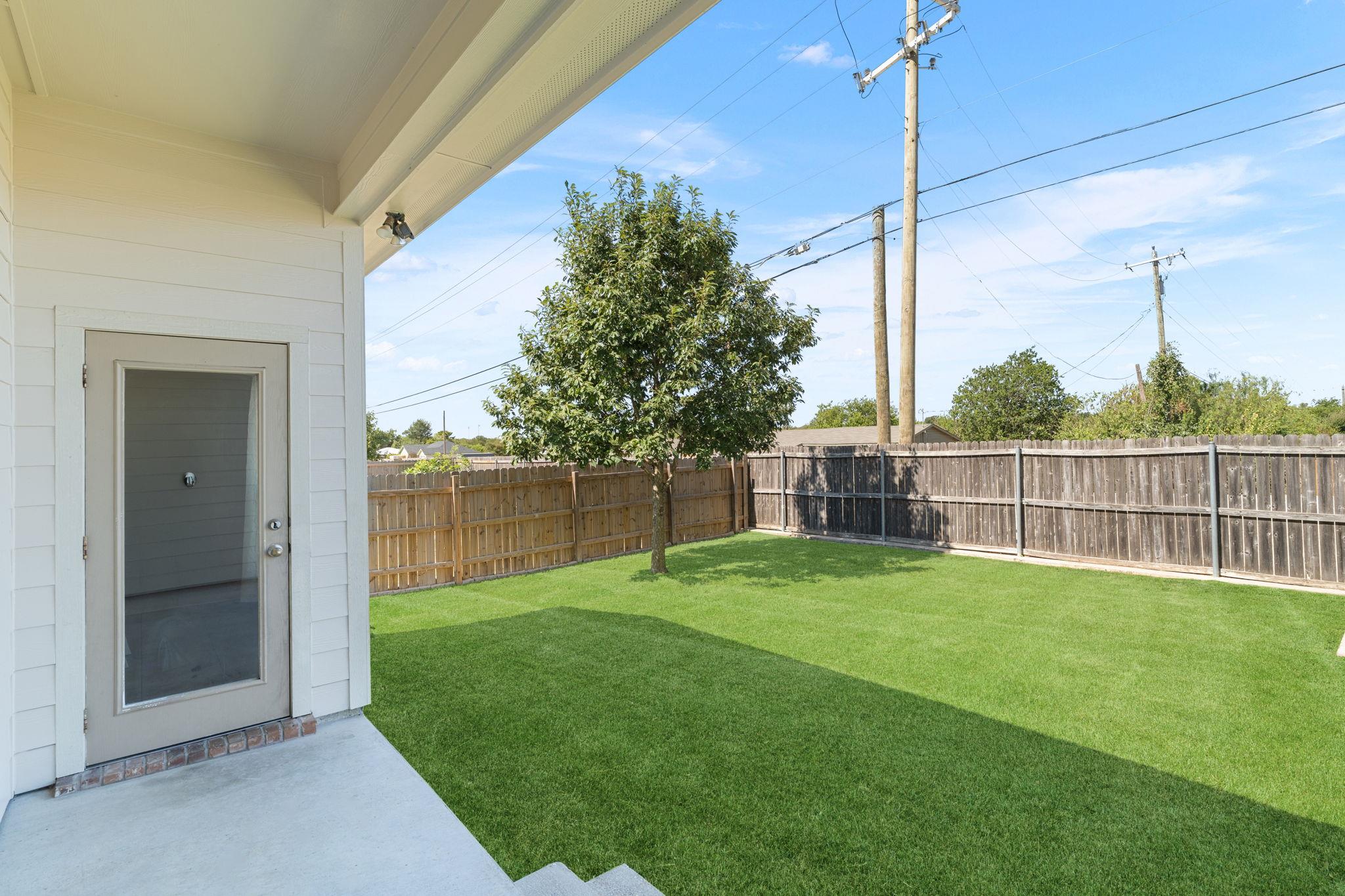 428 Parkfield Ln Property Photo 31