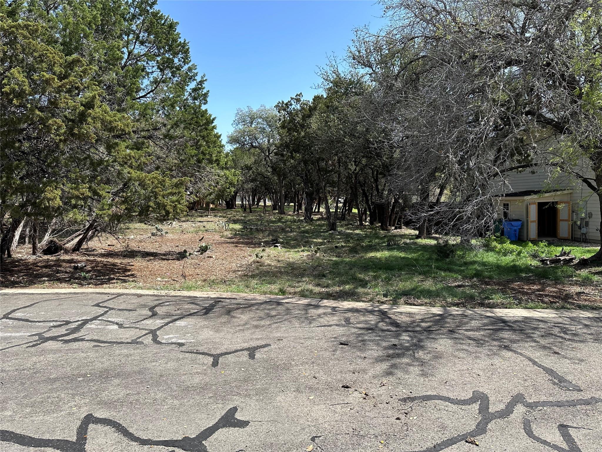 303 Augusta Cv Property Photo 1