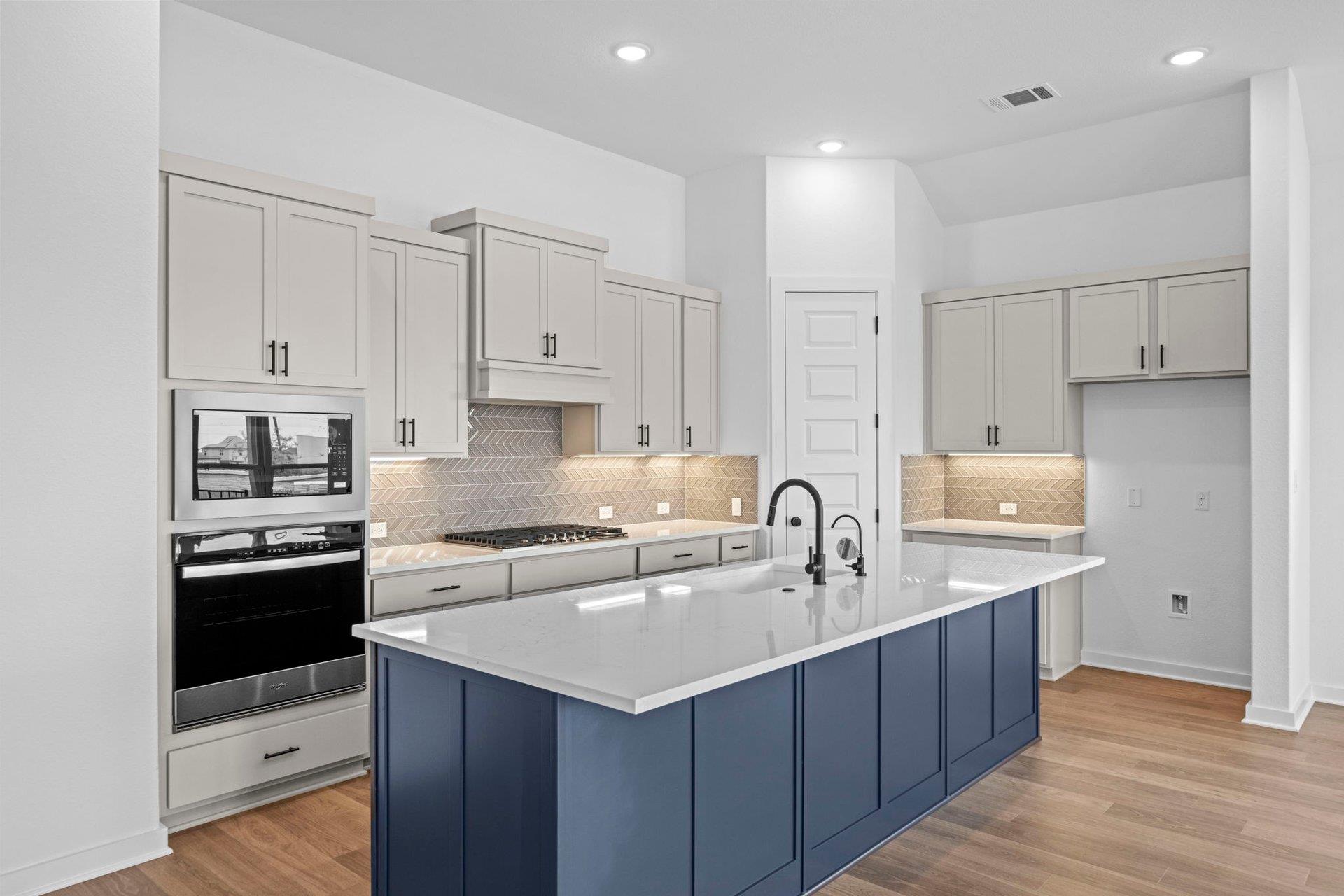 17405 Graces Path None Property Photo 9