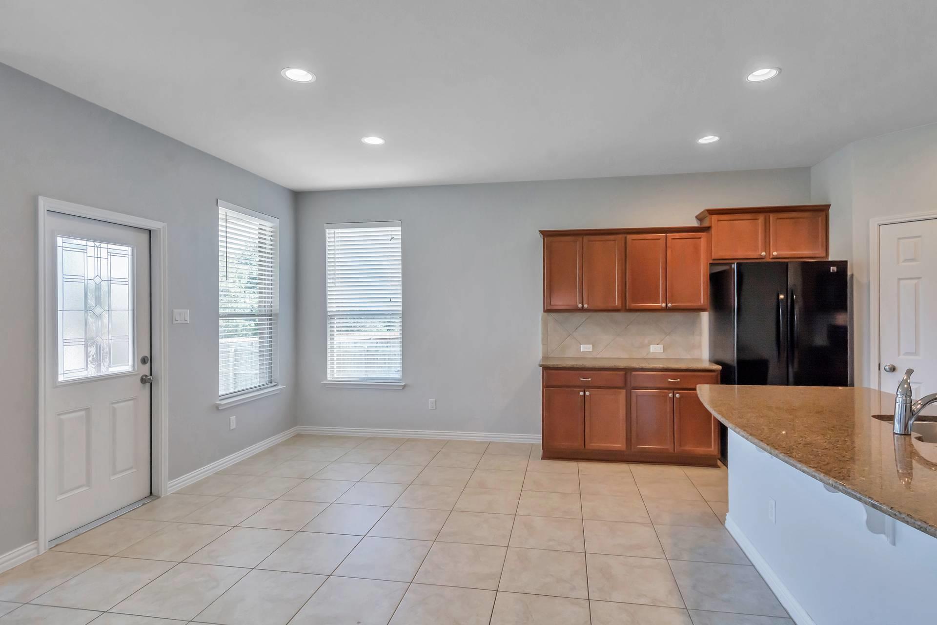 2012 Elaina Loop Property Photo 10