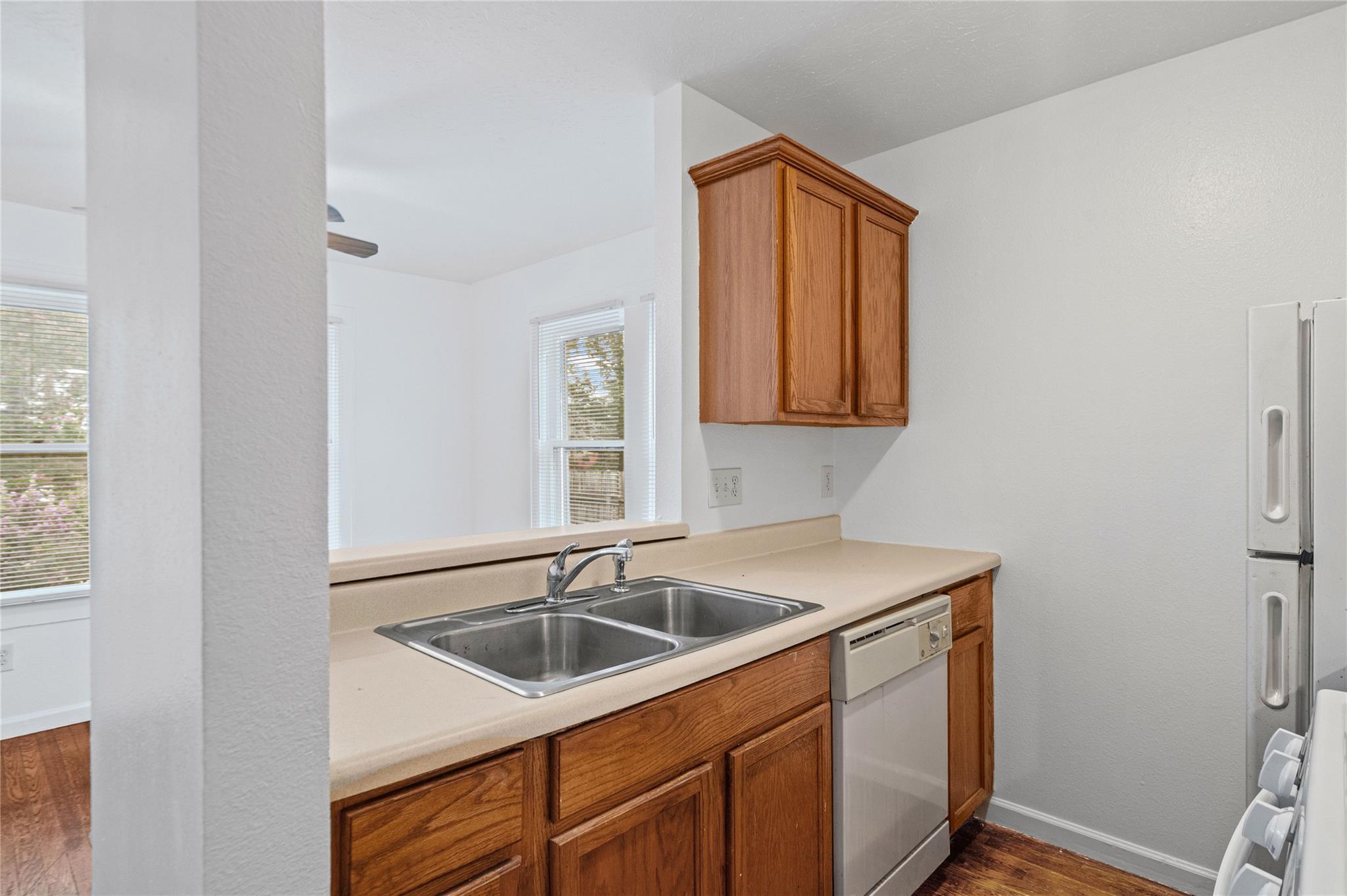 1307 Concho St #a Property Photo 7
