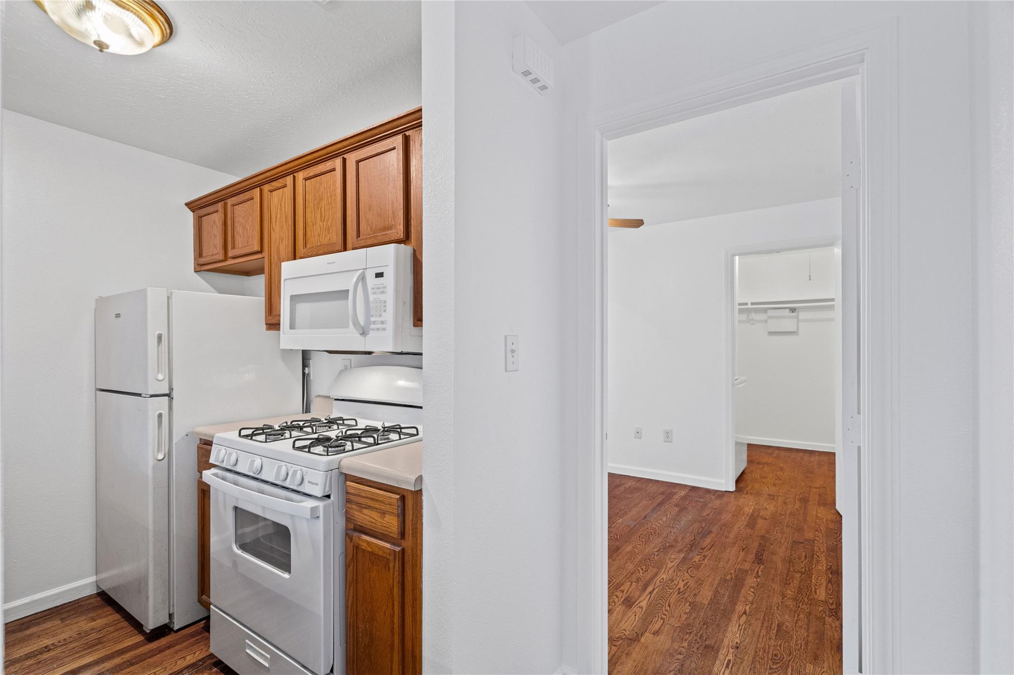 1307 Concho St #a Property Photo 9