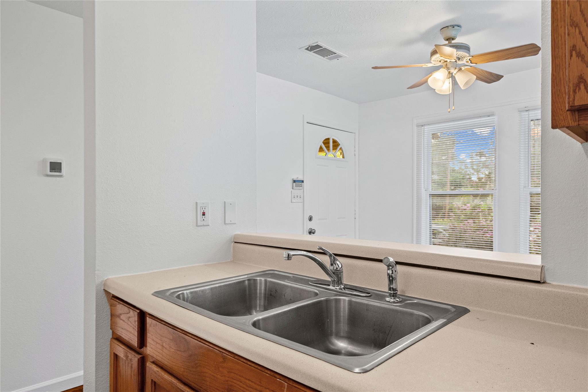 1307 Concho St #a Property Photo 11