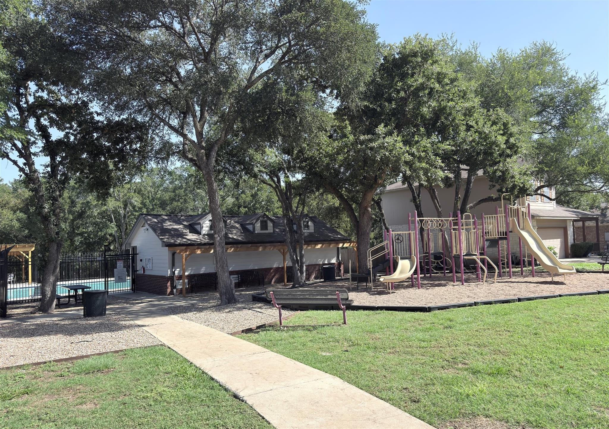 170 Kates Cv Property Photo 28