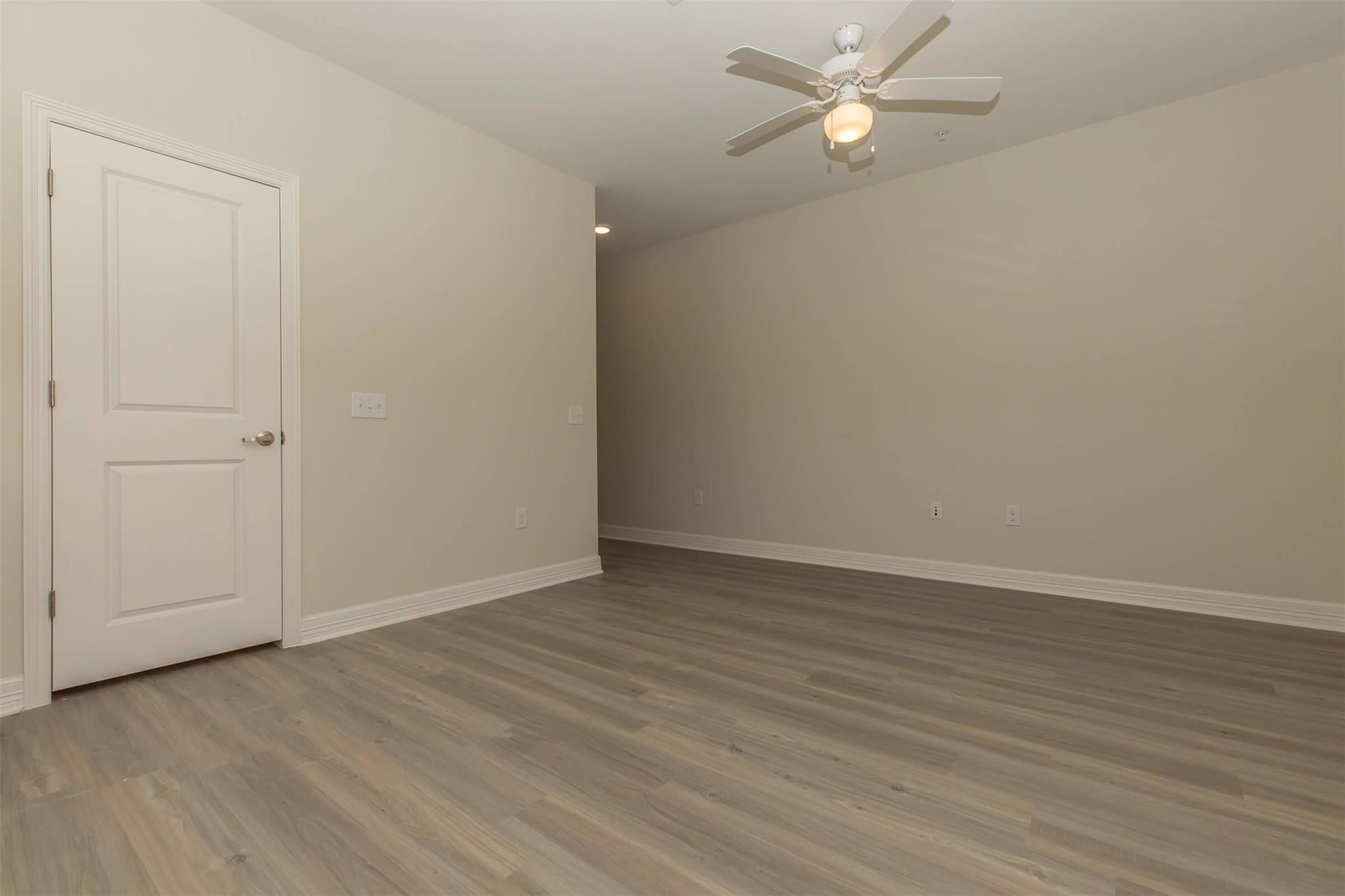 1201 W Whitestone Blvd Blvd #k-203 Property Photo 5