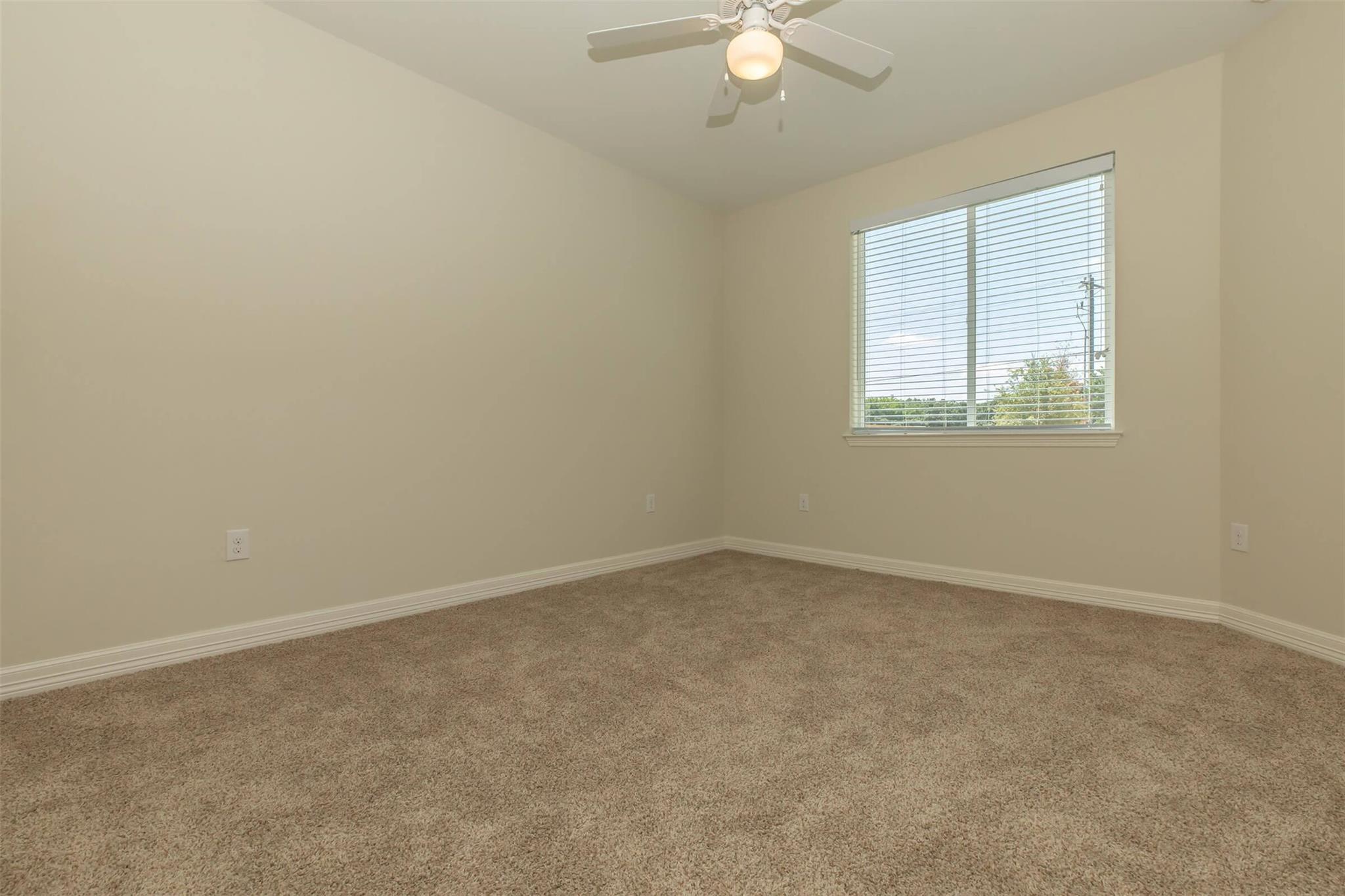 1201 W Whitestone Blvd Blvd #k-203 Property Photo 9