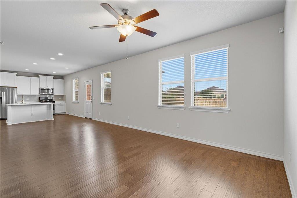 3801 Soft Shore Ln Property Photo 5