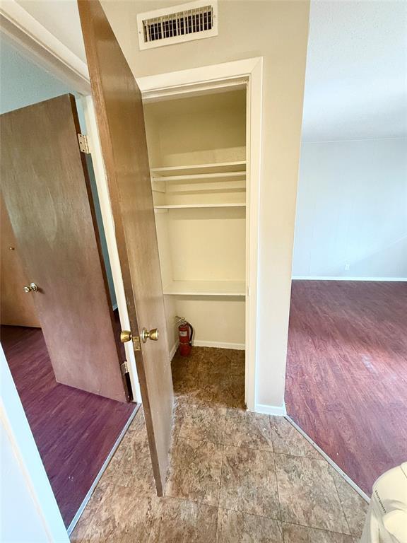 308 E 34th St #201 Property Photo 5