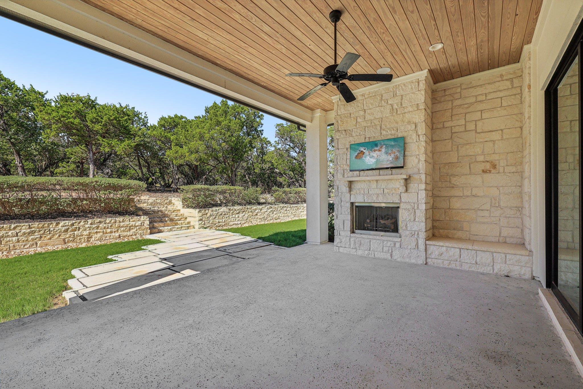 19316 Splendor Ct Property Photo 36