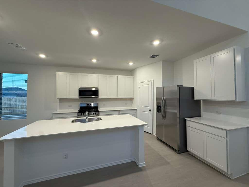17704 Sage Thrasher Dr Property Photo 14