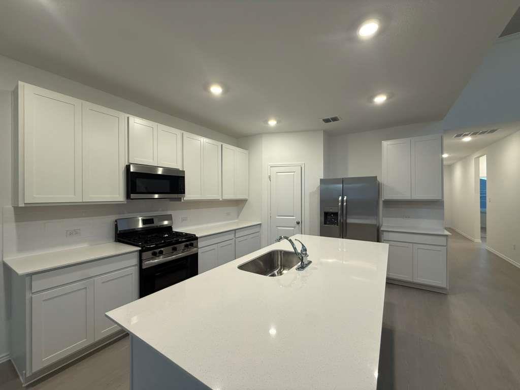 17704 Sage Thrasher Dr Property Photo 15