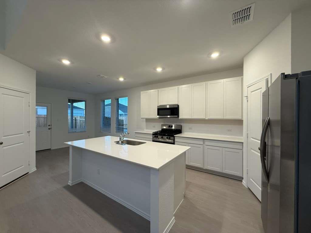 17704 Sage Thrasher Dr Property Photo 16
