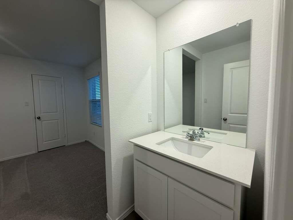 17704 Sage Thrasher Dr Property Photo 25