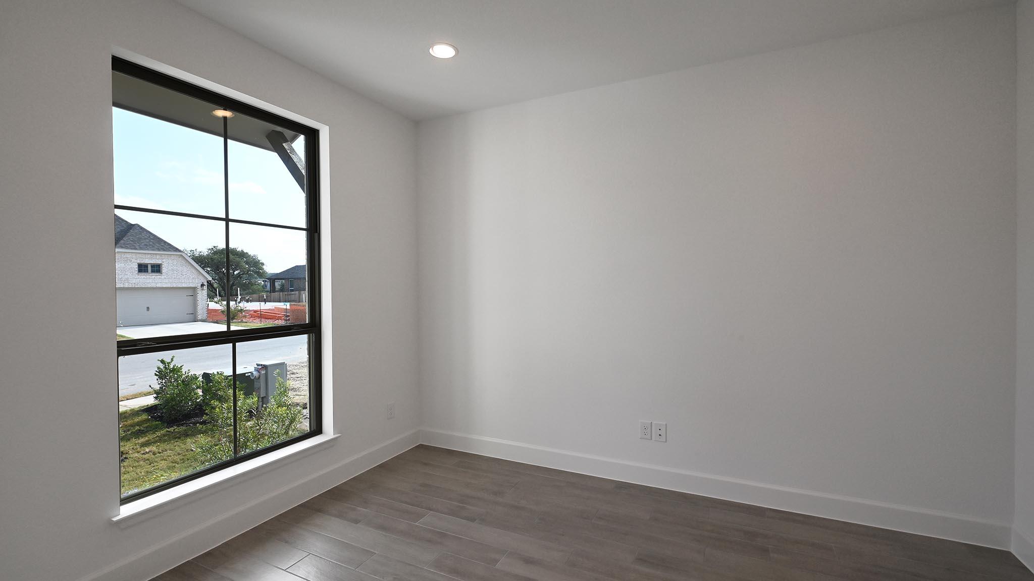 277 Basket Flower Loop Property Photo 10