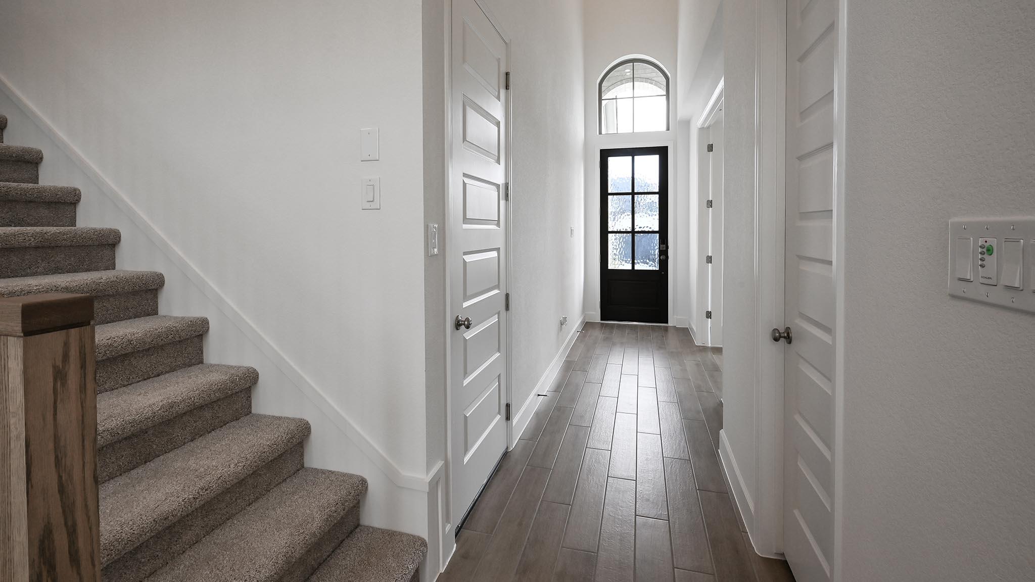 277 Basket Flower Loop Property Photo 13