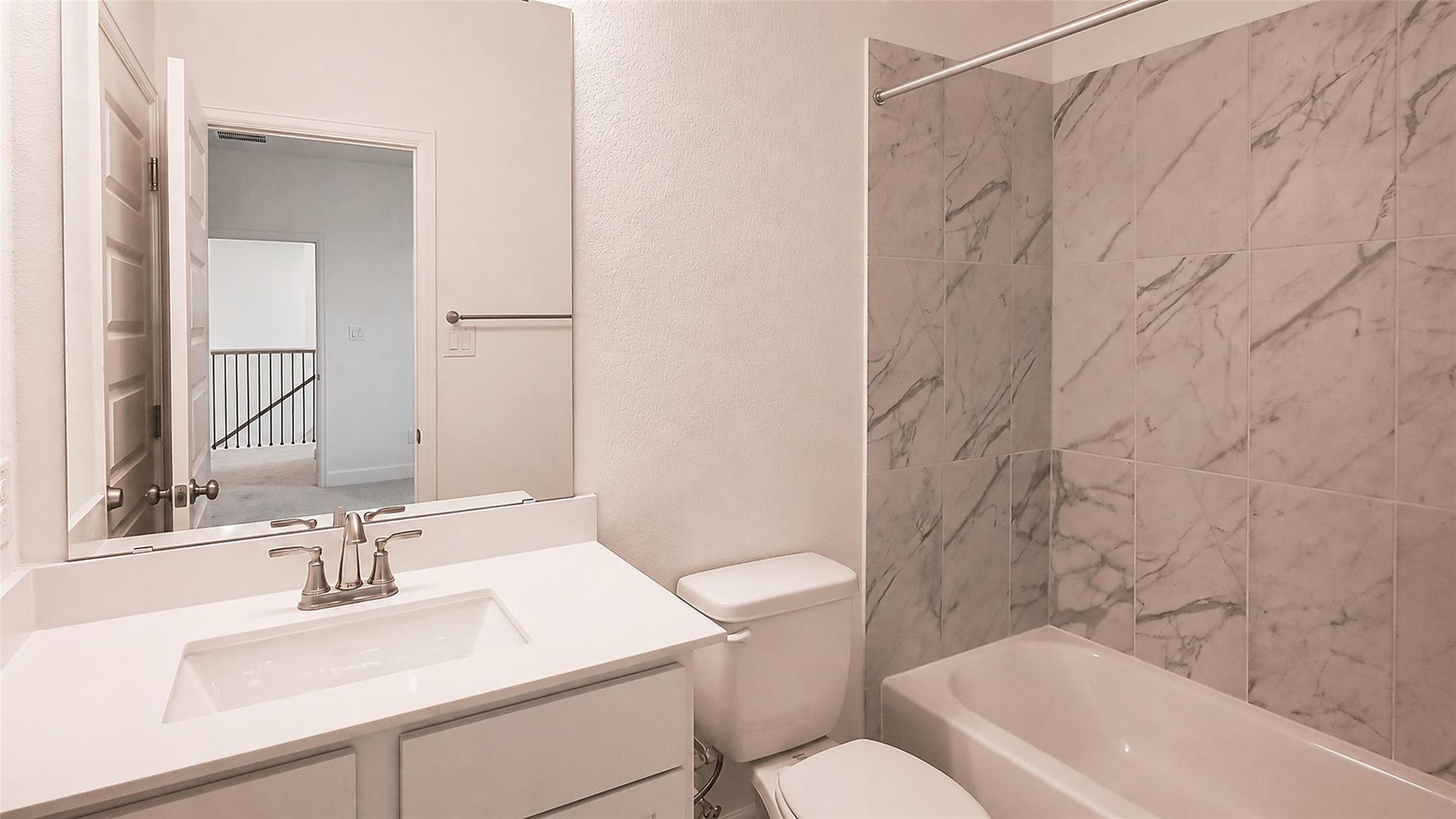 277 Basket Flower Loop Property Photo 17
