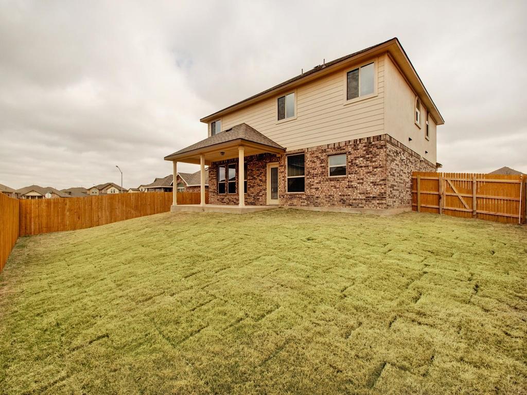 2004 Braunig Cv Property Photo 32