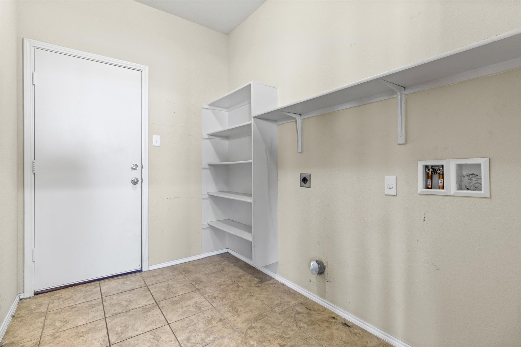 5905 Adair Dr Property Photo 9