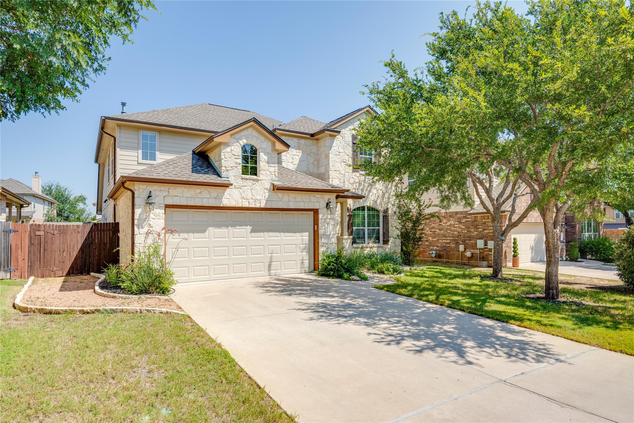 4211 Oldenburg Ln Property Photo 1