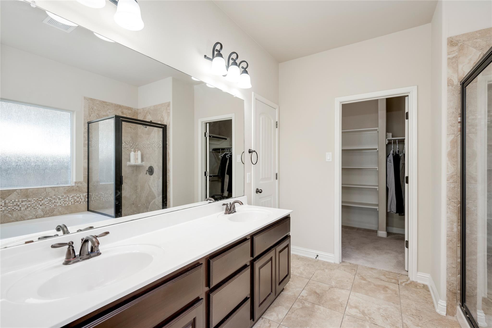 4211 Oldenburg Ln Property Photo 31