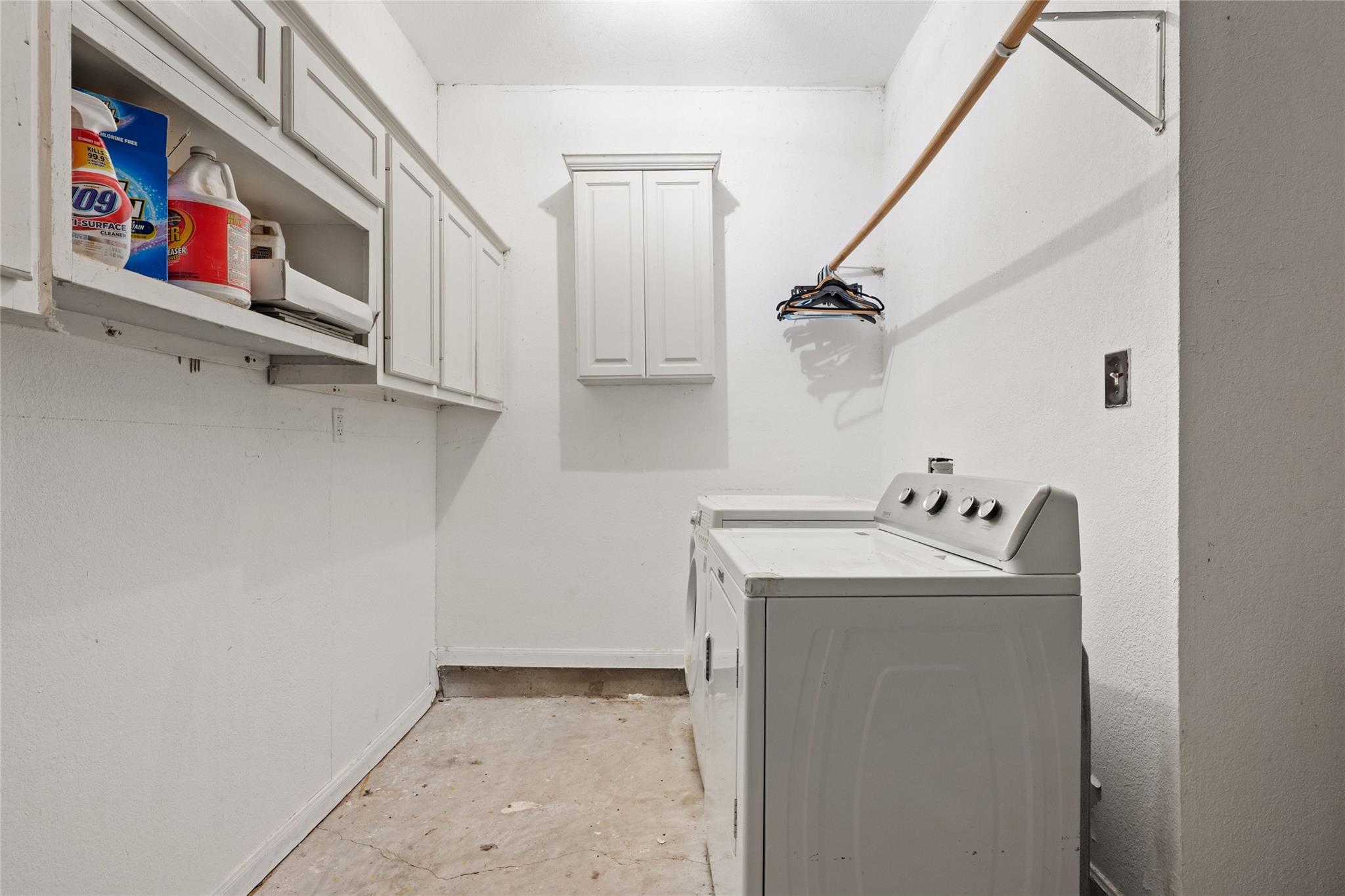 275 W Oak Loop Property Photo 19