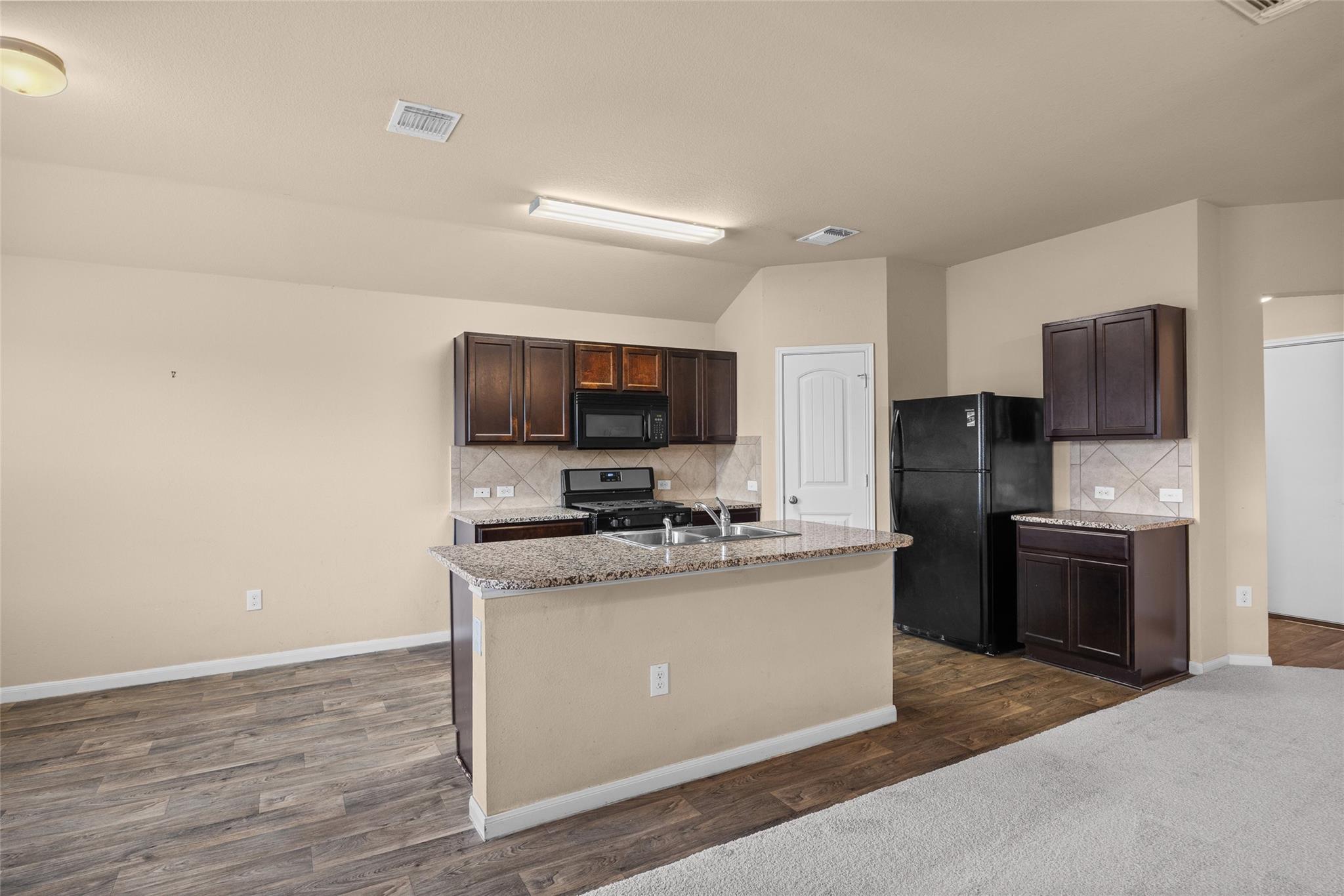 11237 Malta Dr Property Photo 4