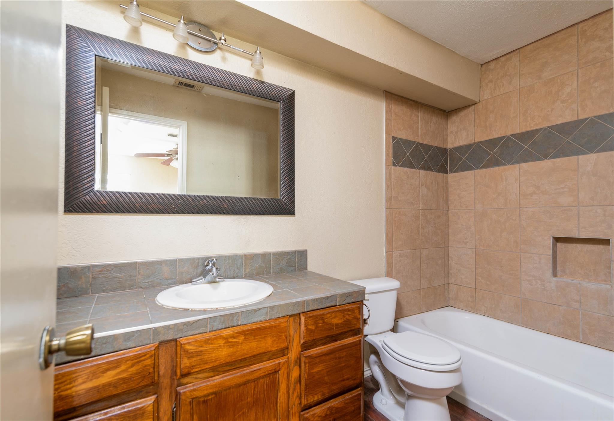 310 Pat Garrison St #1 Property Photo 6