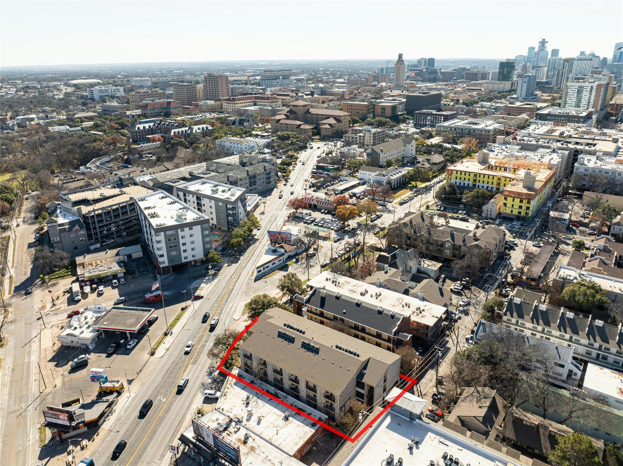 2818 Nueces St Property Photo 2