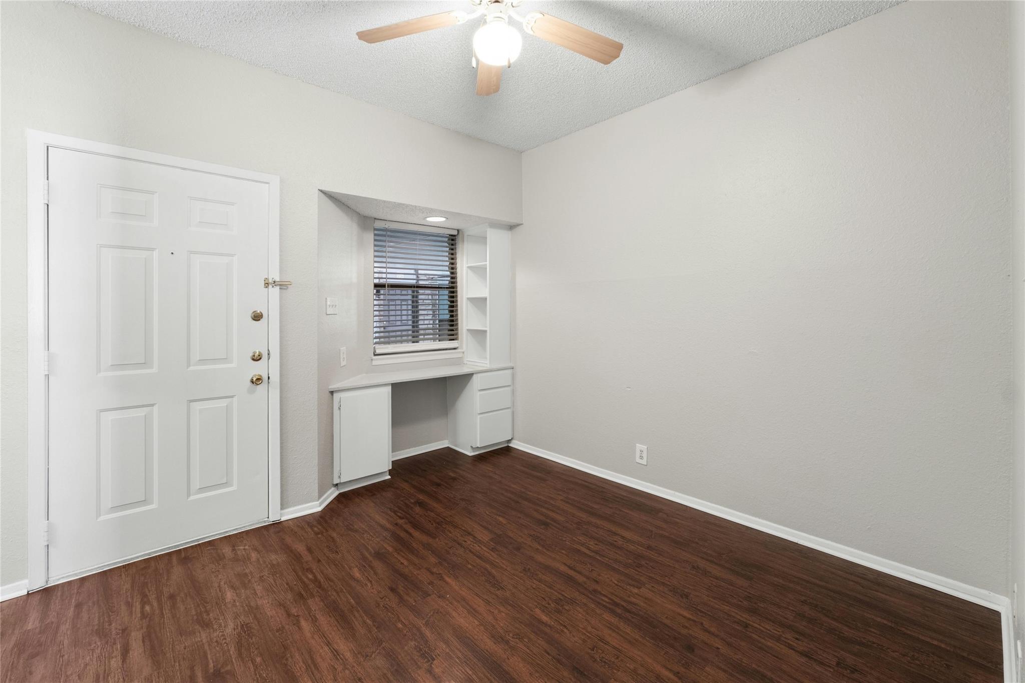 2818 Nueces St Property Photo 10