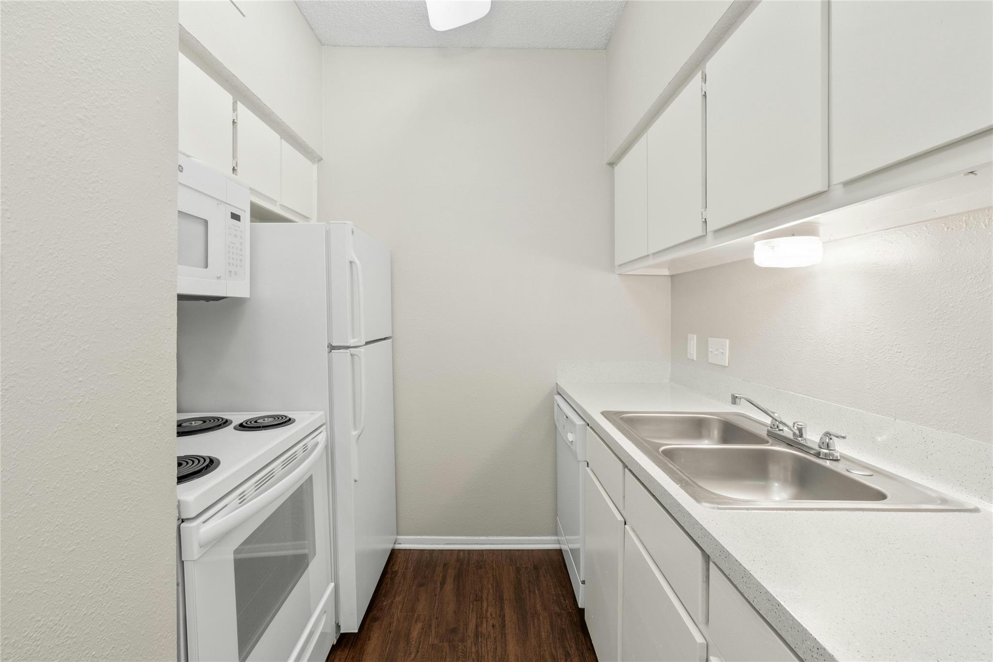 2818 Nueces St Property Photo 11