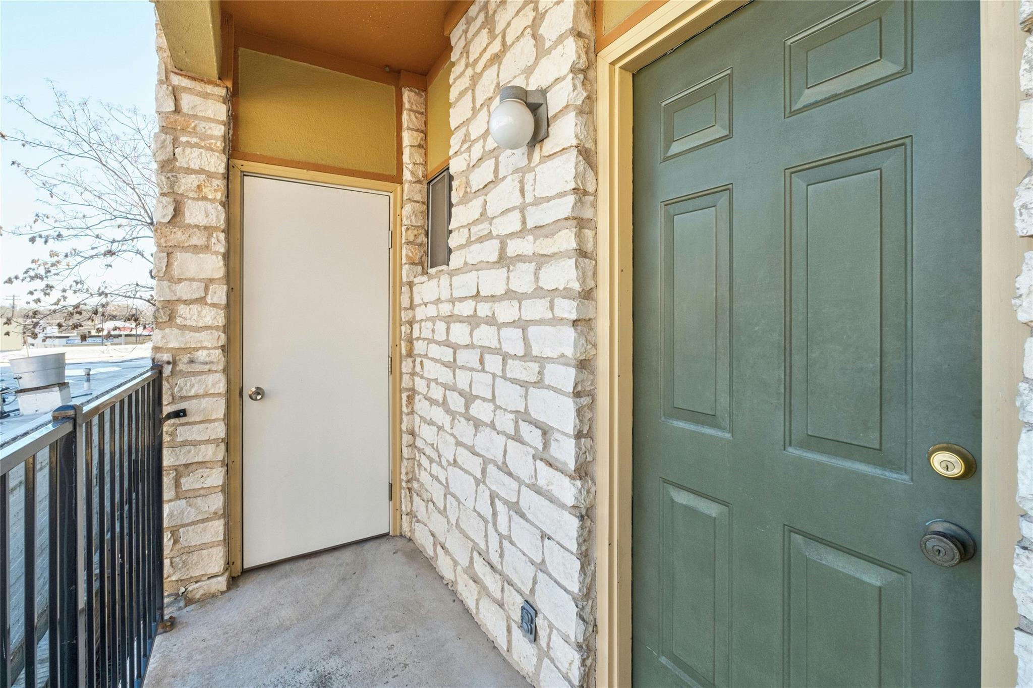 2818 Nueces St Property Photo 22