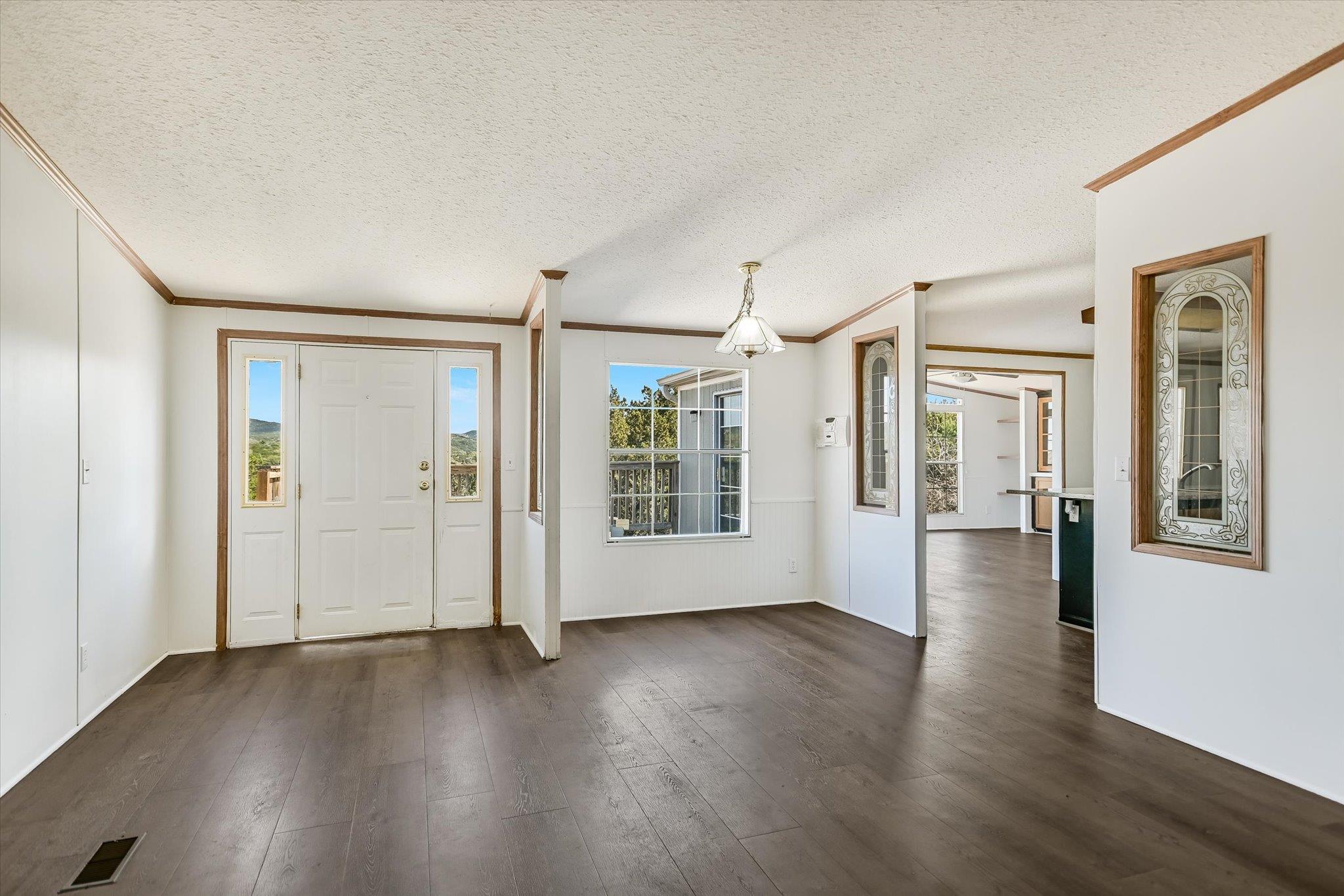 217 Rousey St Property Photo 12