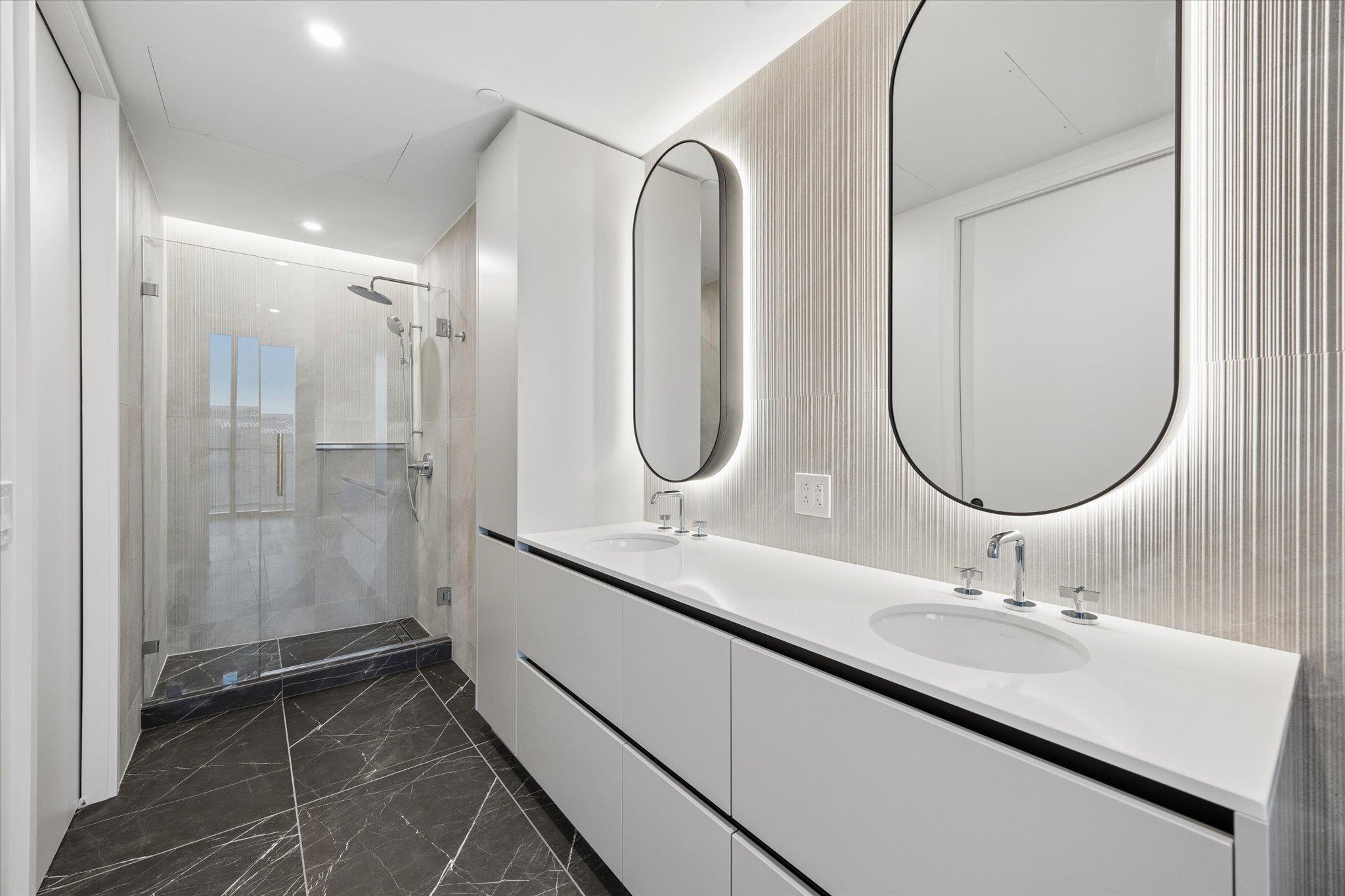 610 Davis St #3806 Property Photo 11