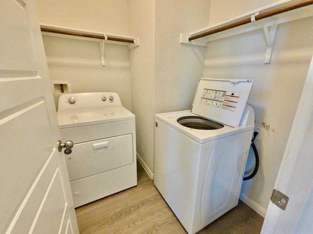 10400 Alemoor Dr Property Photo 26