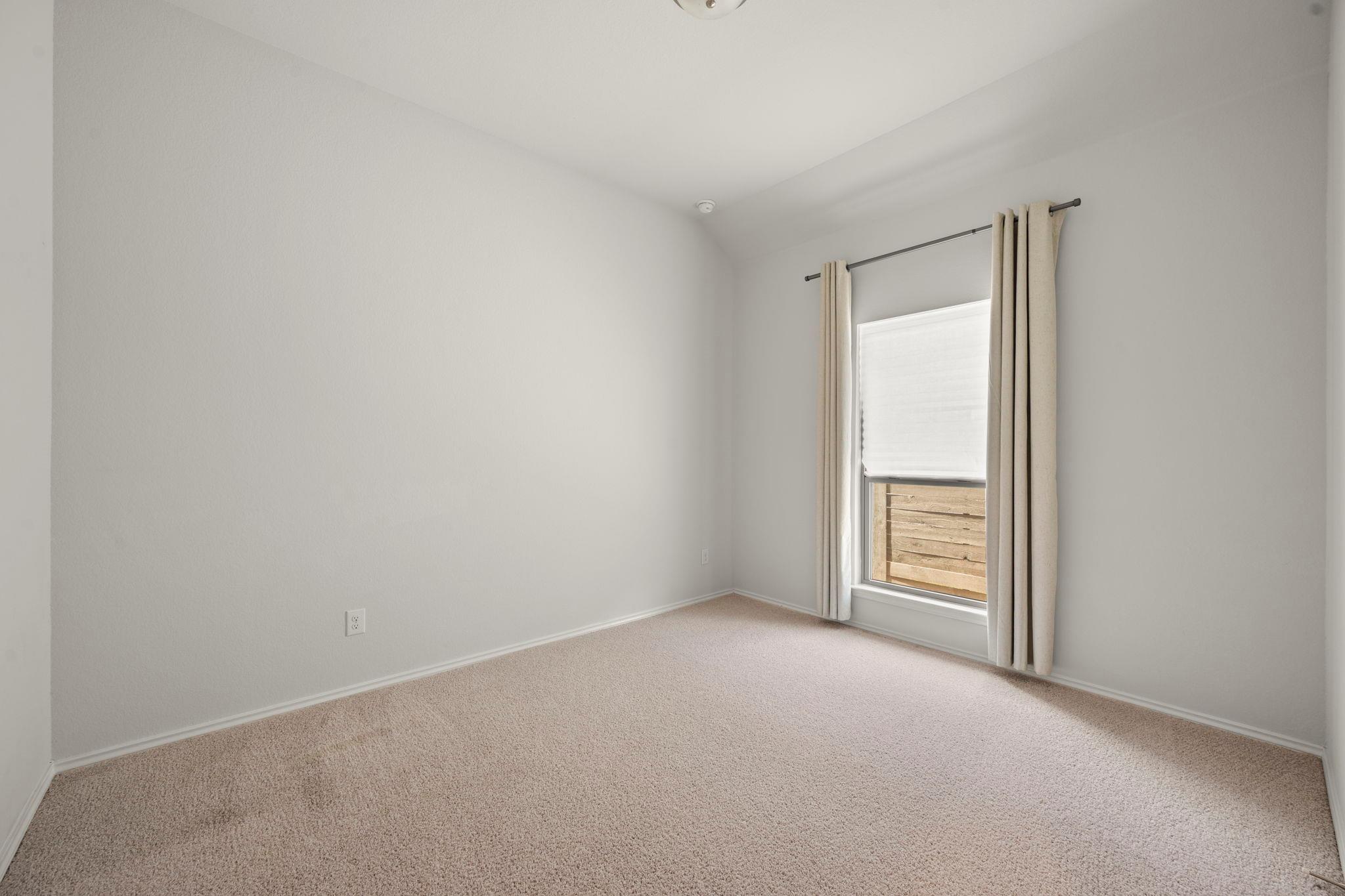 1113 Round Mountain Pass Property Photo 21