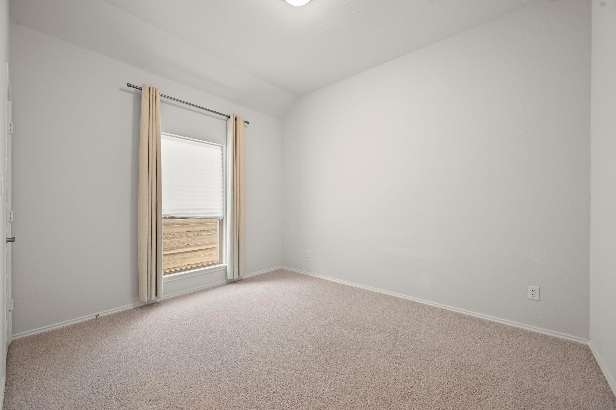 1113 Round Mountain Pass Property Photo 24