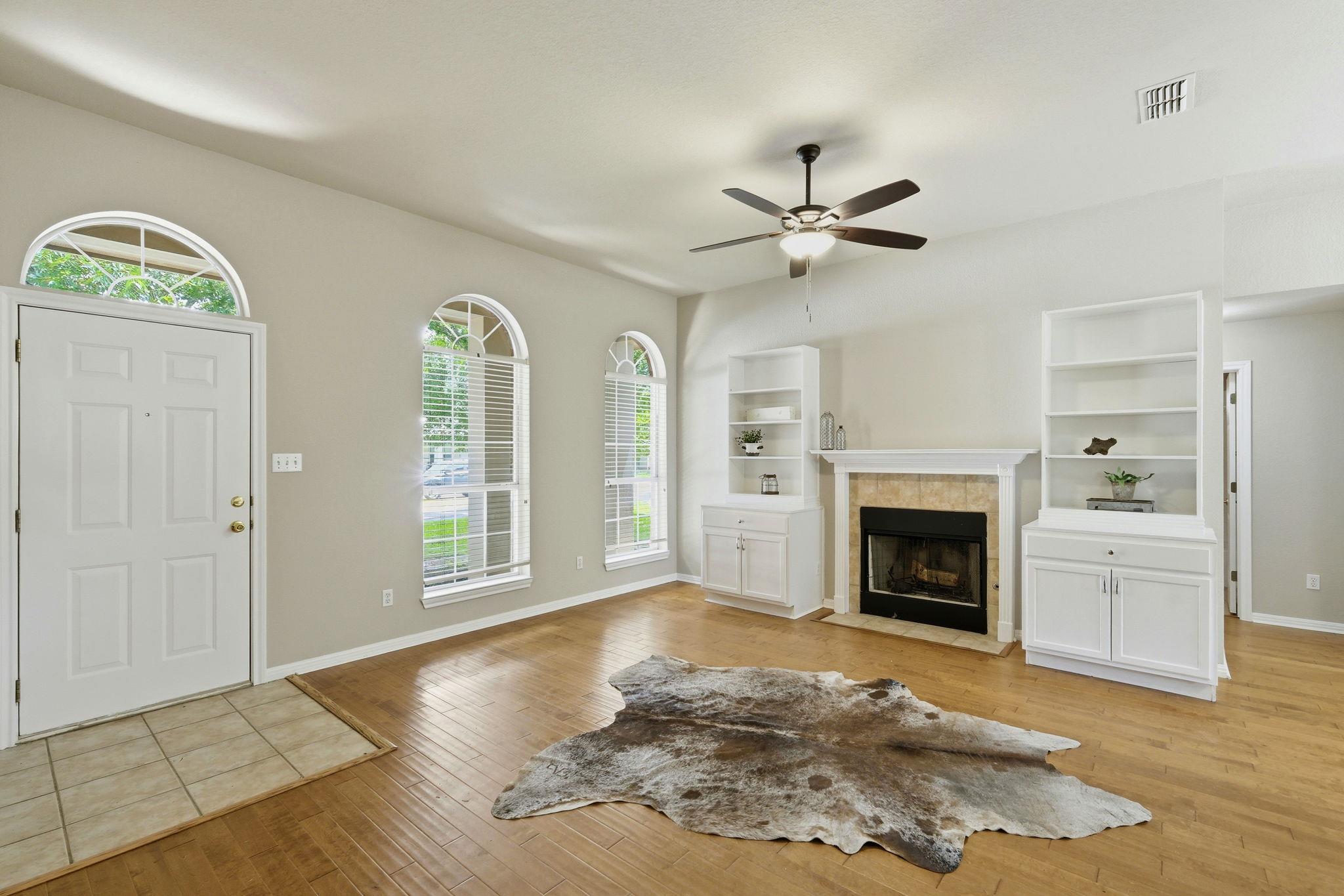 3405 Crystal Cir Property Photo 2