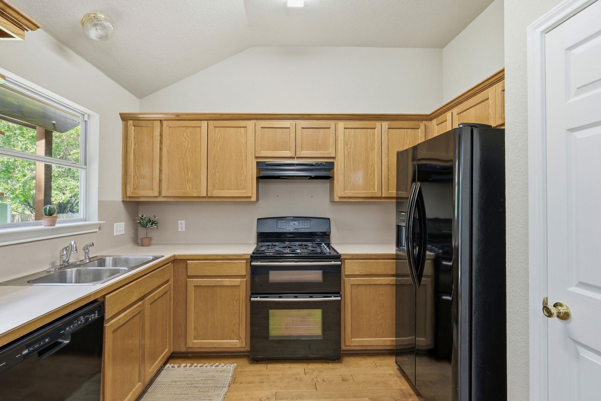 3405 Crystal Cir Property Photo 6